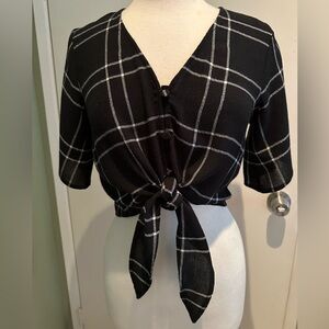 Tularosa Black Plaid Cropped Tie Front Top Size XS